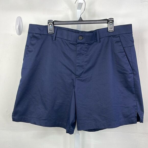 Banana Republic Aiden Shorts Navy size 38” - Picture 1 of 12